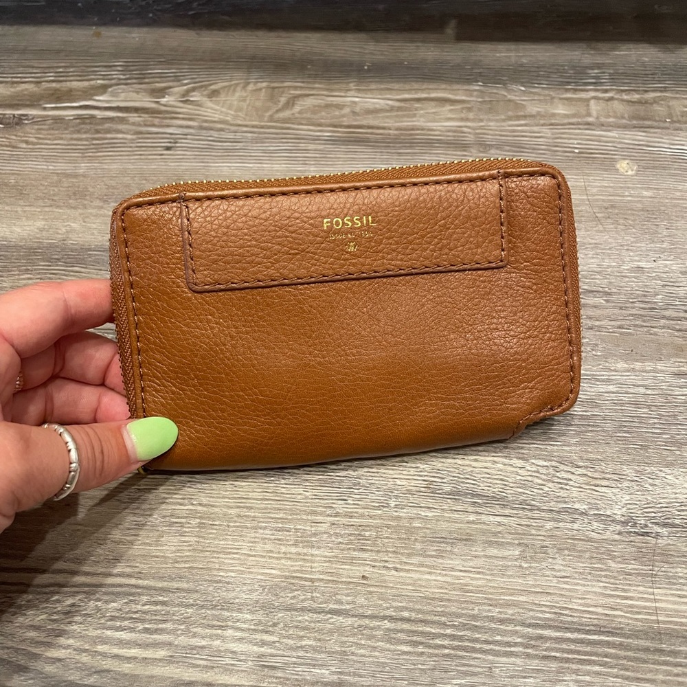 Fossil wallet